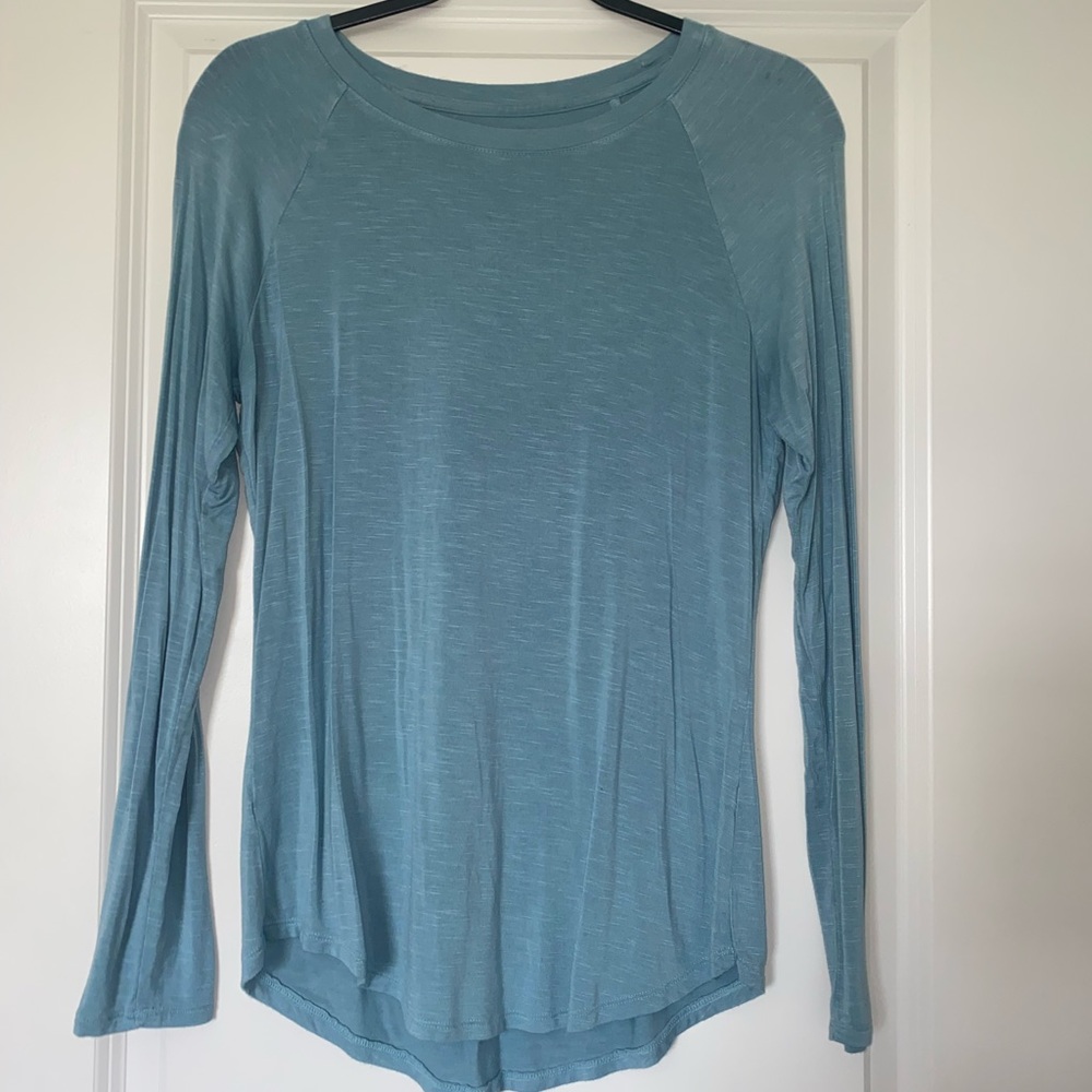 Turquoise long sleeve top